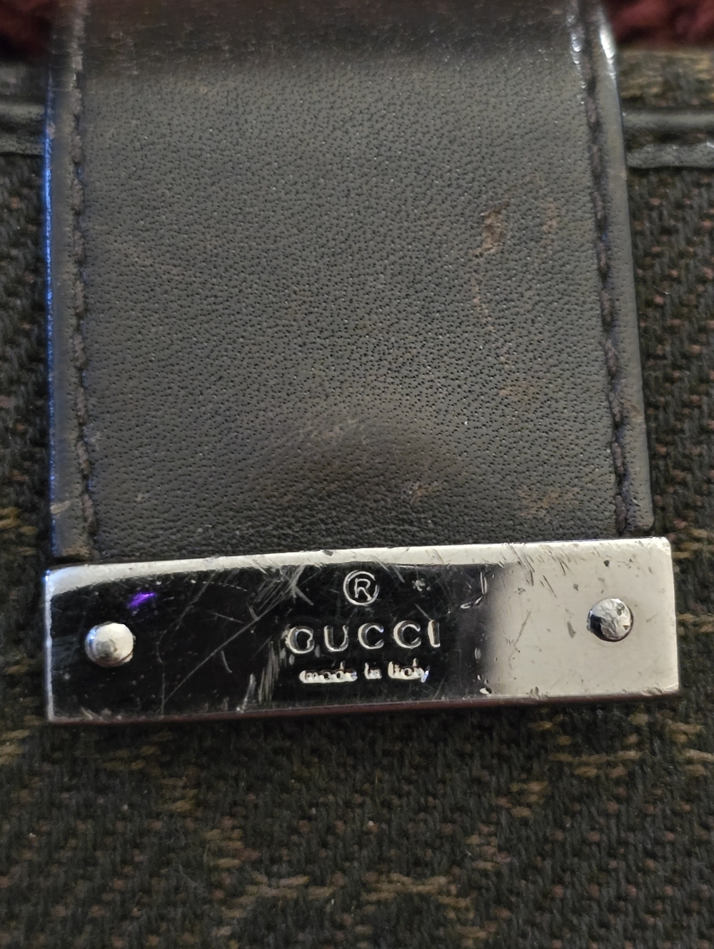Gucci Key Holder GUC - Picture 3 of 11